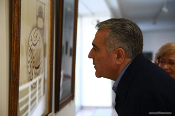 گزارش تصویری از نمایشگاه خوشنویسی و نقاشیخط هنرمند ارجمند حسن حجتی و نگارگری و تذهیب سرکار خانم فاطمه رحیمی یگانه در کشور ارمنستان