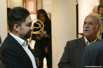 گزارش تصویری از نمایشگاه آثار شکسته نستعلیق علیرضا زندی دشت بیاض در نگارخانه آتشزاد