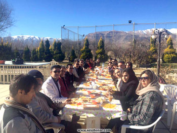 اردوی خوشنویسی جمعی از هنرجویان استاد معین خواه در شیراز