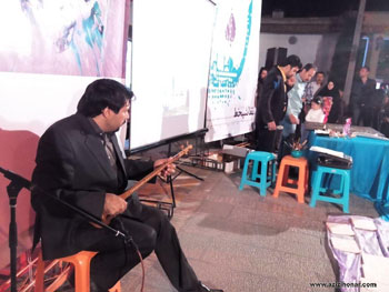 برگزاری ورکشاپ نقاشیخط توسط محمد رضا شفیعی همراه با اجرای زنده سه تار توسط استاد علی خیری در اصفهان