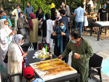 گزارش تصویری از برگزاری ورکشاپ گروهی نقاشیخط پاییز با حضور اساتید و هنرمندان در باغ موزه هنر ایرانی